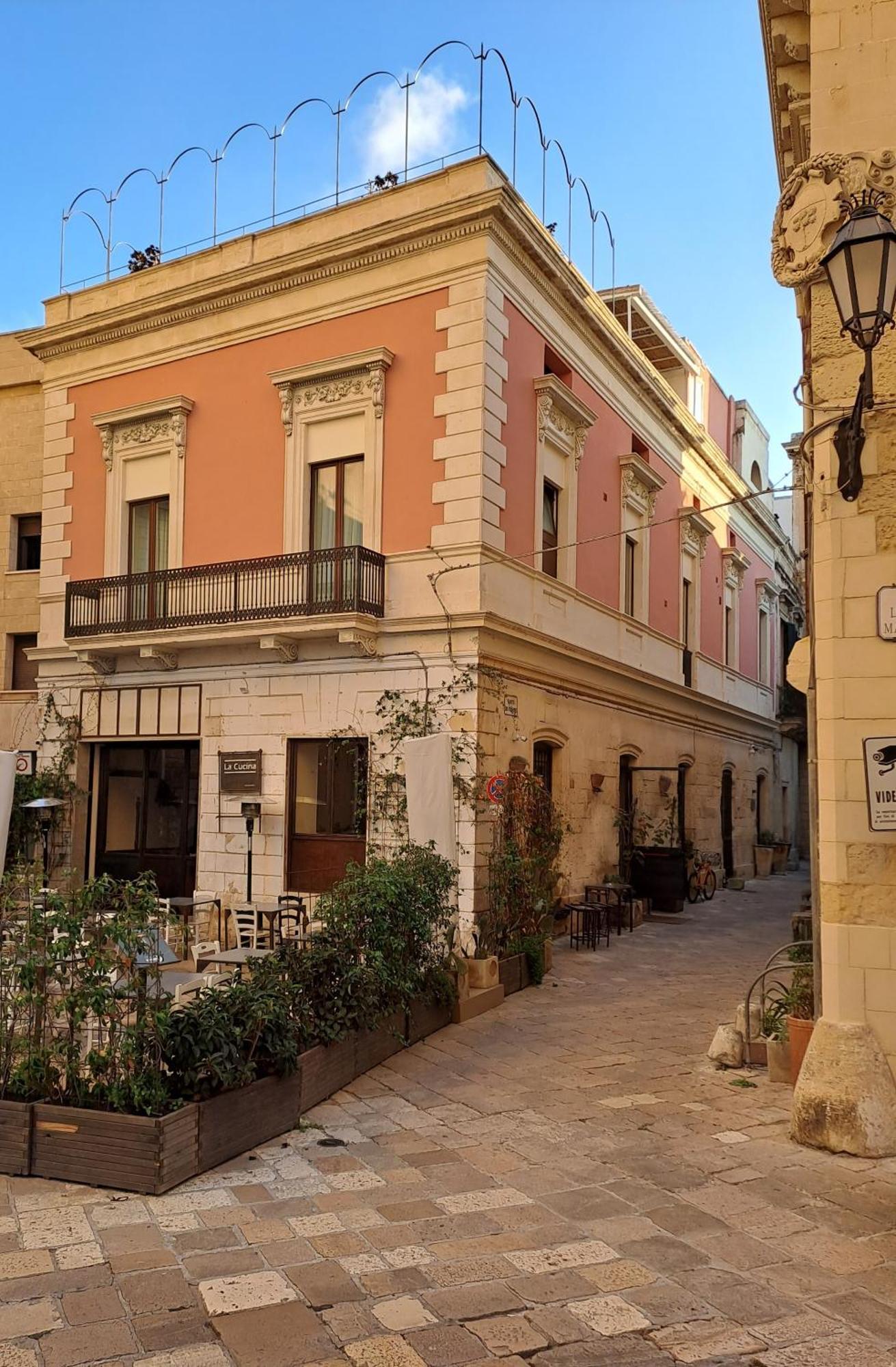 Palazzo Dei Tolomei Bed and Breakfast Lecce Eksteriør billede